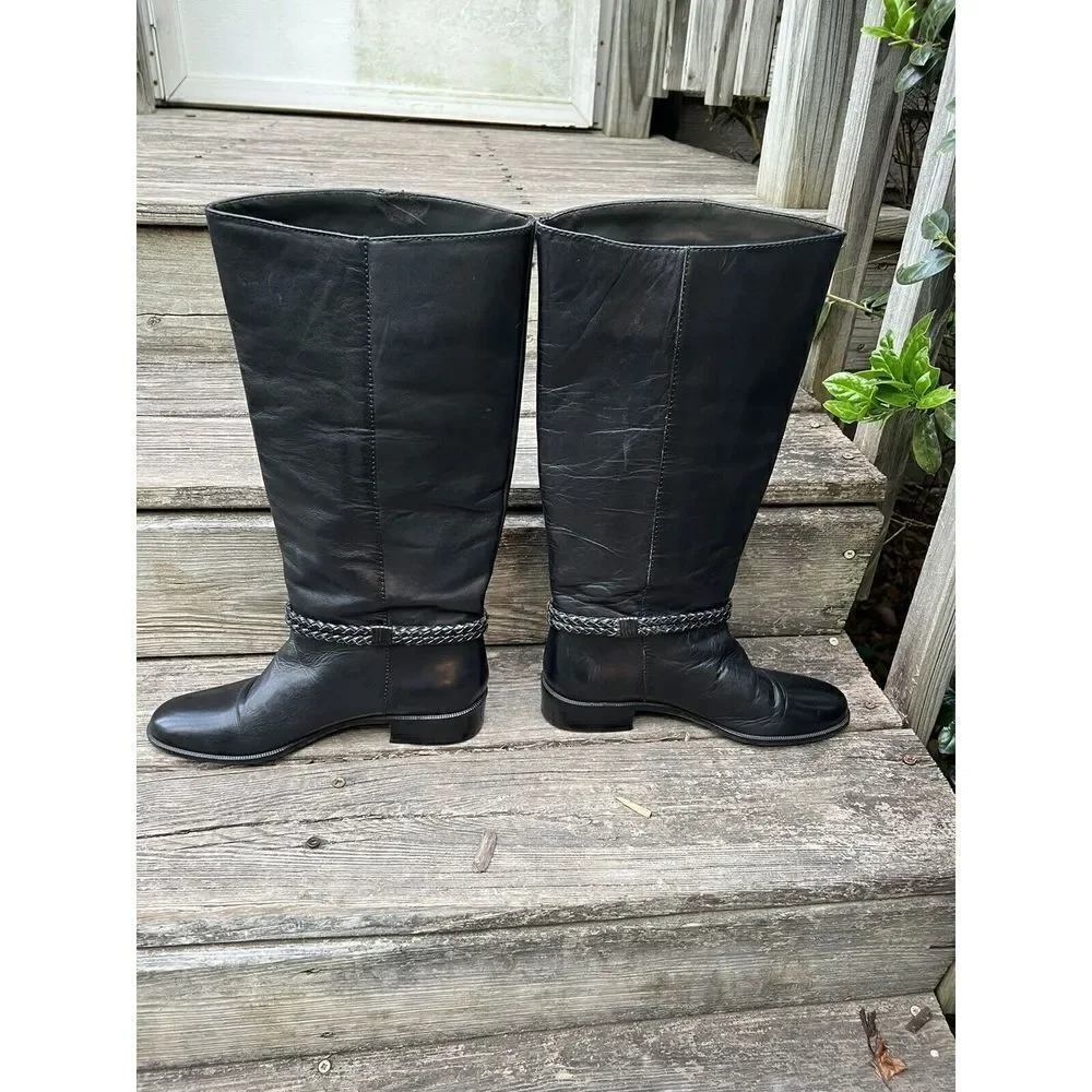Attractive UNNISA Black Leather 16